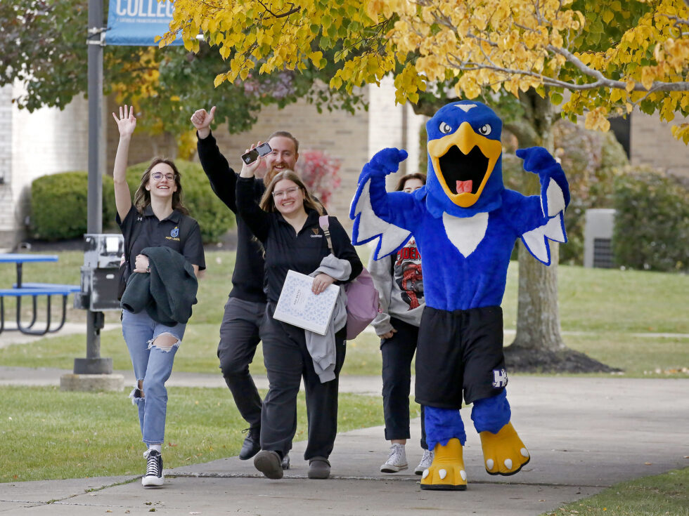 Hilbert College logo