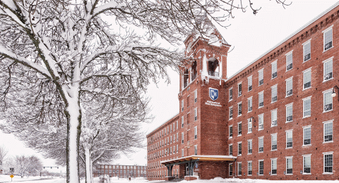 University of New Hampshire at Manchester logo